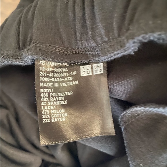 UNIQLO Black Jumpsuit with Lace Top Sleeveless - Picture 15 of 15